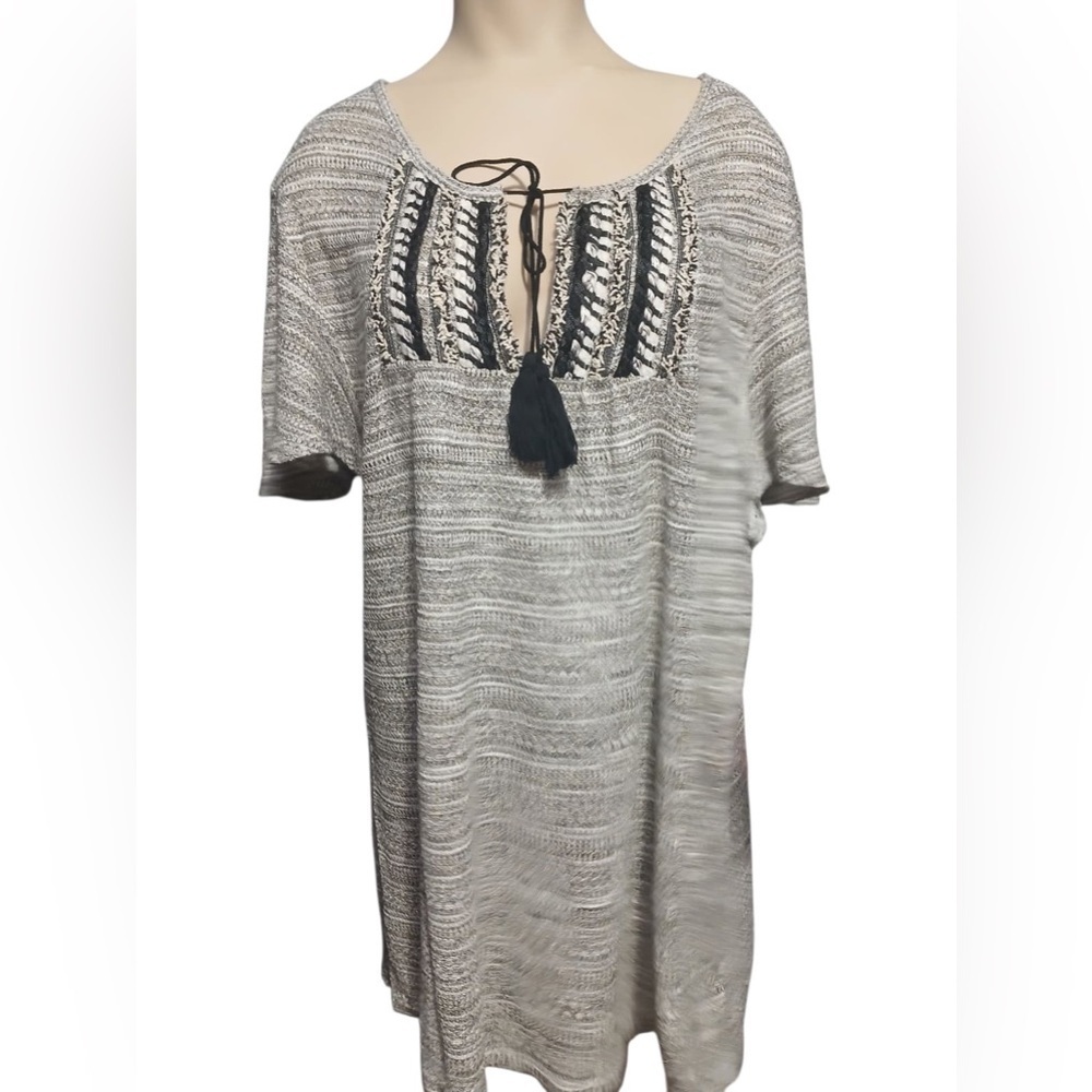 Plus Size Xxl Knox Rose Black and White Knit Top with Tassel Accent